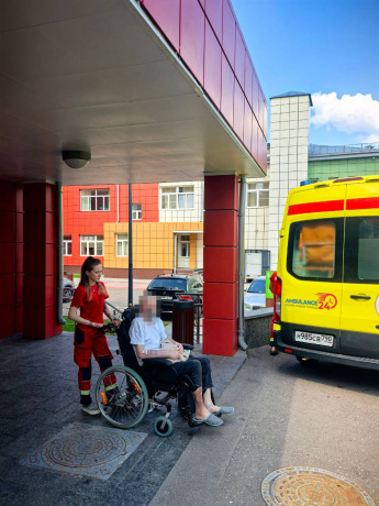 https://www.ambulance24.ru/upload/iblock/f61/iev65v3quq3yn5tmbqaskg6j9j60obb1/kak_poluchit_besplatnuyu_palliativnuyu_pomoshch_v_moskve_i_moskovskoy_oblasti.jpg